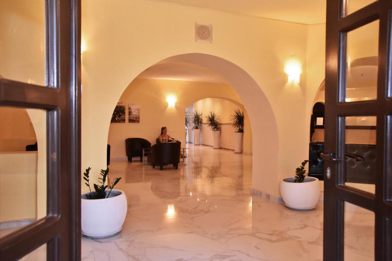 Ocean Heights View Hotel Anissaras Dış mekan fotoğraf
