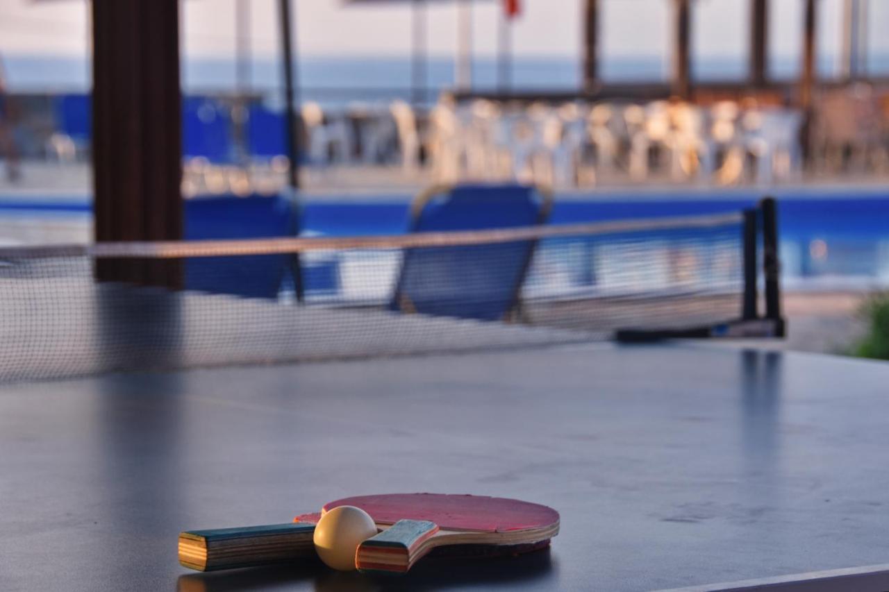 Ocean Heights View Hotel Anissaras Dış mekan fotoğraf